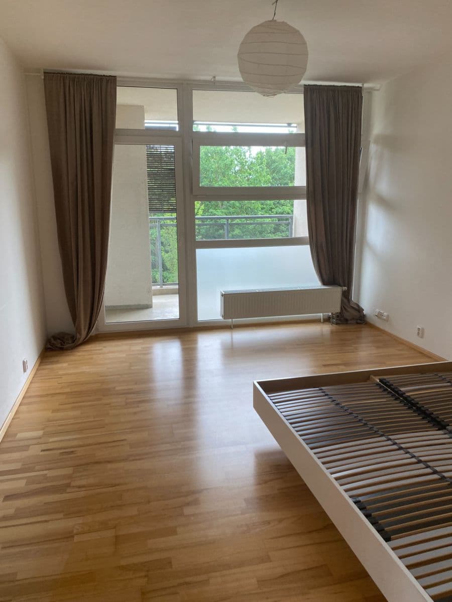 Pronájem bytu 3+kk 72 m², Vrbovecká, Plzeň, Plzeňský kraj Pronájem bytu 3+kk 72 m², Vrbovecká, Plzeň, Plzeňský kraj