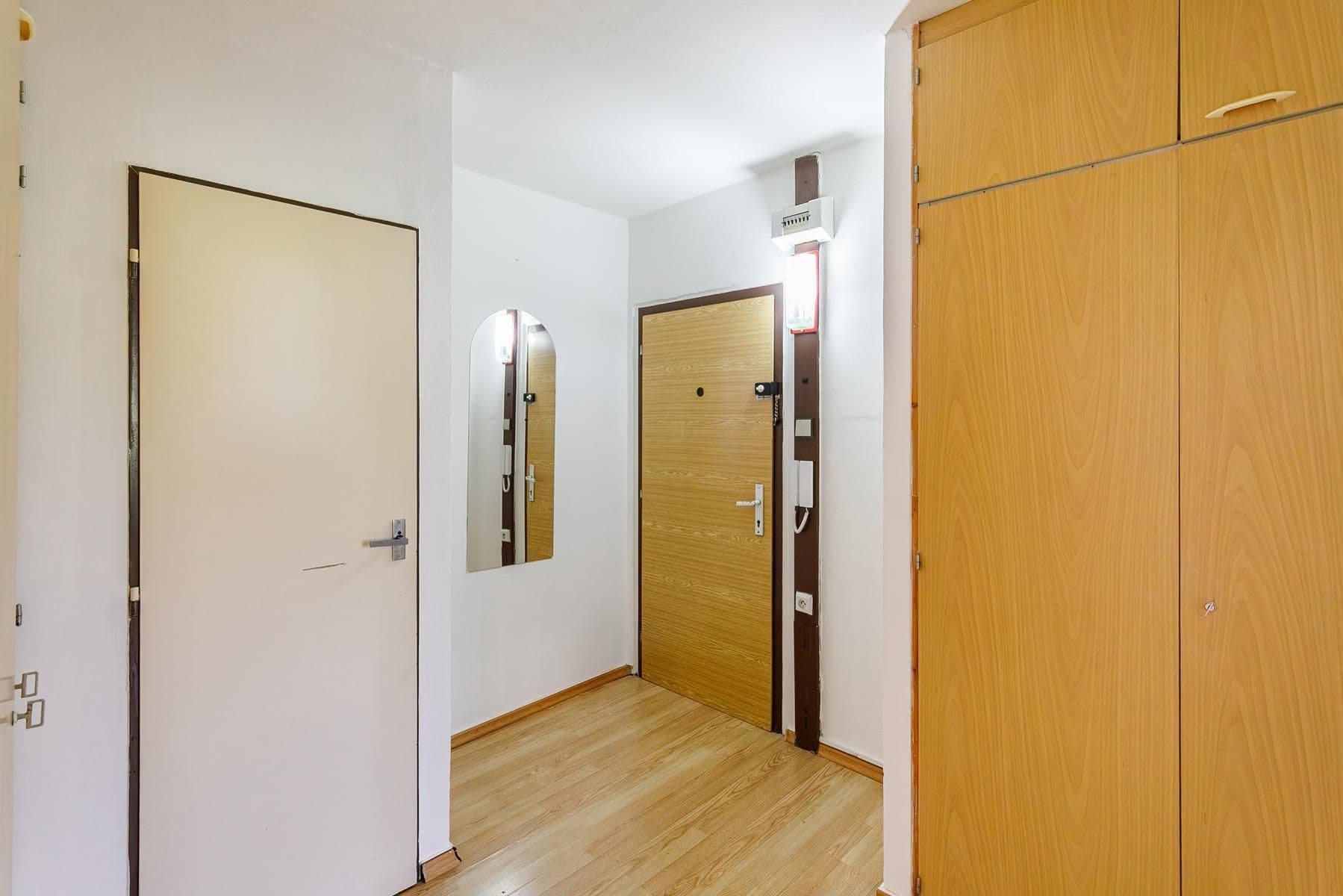 Prodej bytu 2+kk 58 m², Proutěná, Praha, Praha Prodej bytu 2+kk 58 m², Proutěná, Praha, Praha