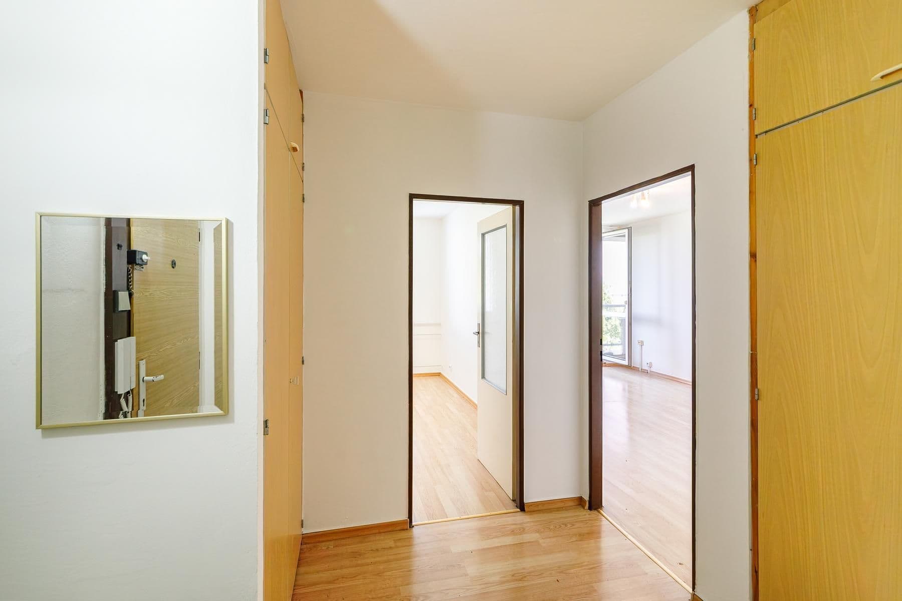 Prodej bytu 2+kk 58 m², Proutěná, Praha, Praha Prodej bytu 2+kk 58 m², Proutěná, Praha, Praha