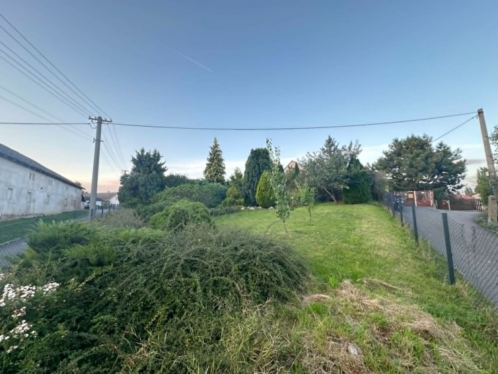 Prodej pozemku 460 m², Lochenice, Královéhradecký kraj Prodej pozemku 460 m², Lochenice, Královéhradecký kraj