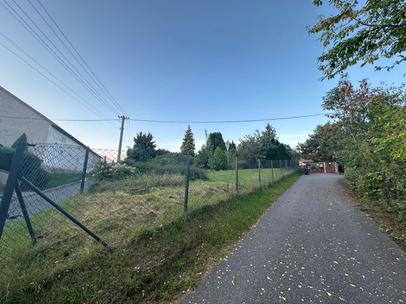Prodej pozemku 460 m², Lochenice, Královéhradecký kraj Prodej pozemku 460 m², Lochenice, Královéhradecký kraj