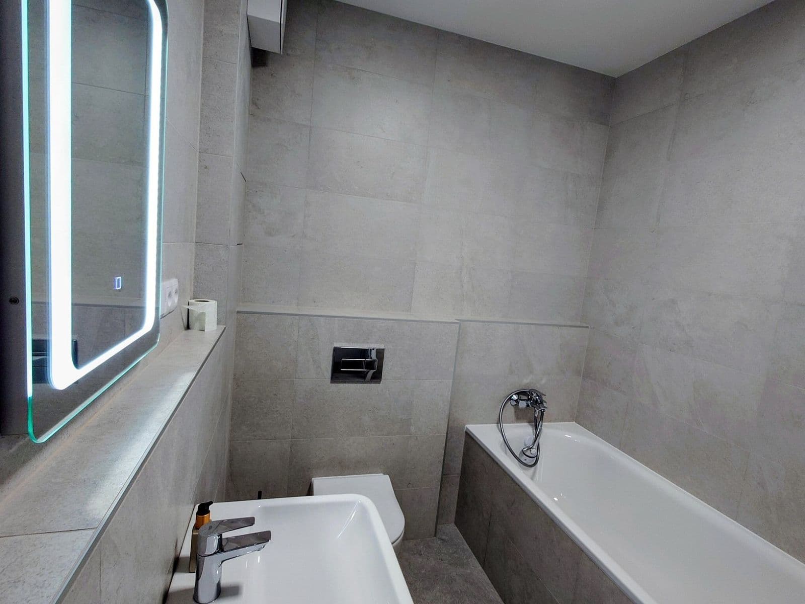 Pronájem bytu 2+kk 56 m², Divíškové, Praha, Praha Pronájem bytu 2+kk 56 m², Divíškové, Praha, Praha