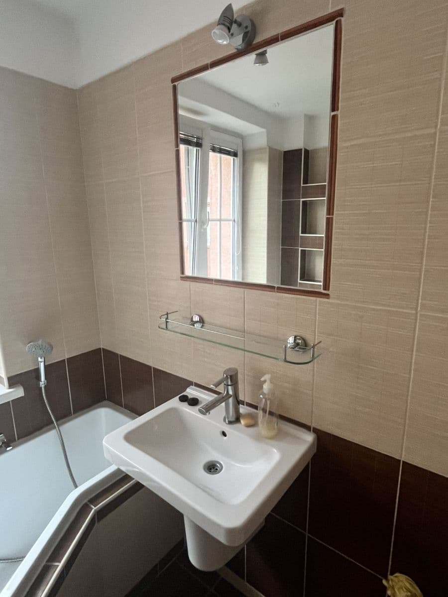 Pronájem bytu 3+kk 93 m², Bieblova, Ostrava, Moravskoslezský kraj Pronájem bytu 3+kk 93 m², Bieblova, Ostrava, Moravskoslezský kraj