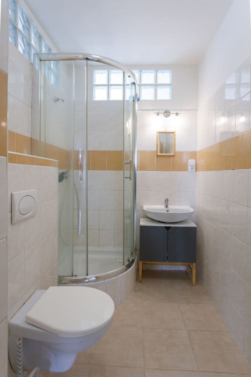 Prodej bytu 2+1 53 m², Kainarova, Přerov, Olomoucký kraj Prodej bytu 2+1 53 m², Kainarova, Přerov, Olomoucký kraj