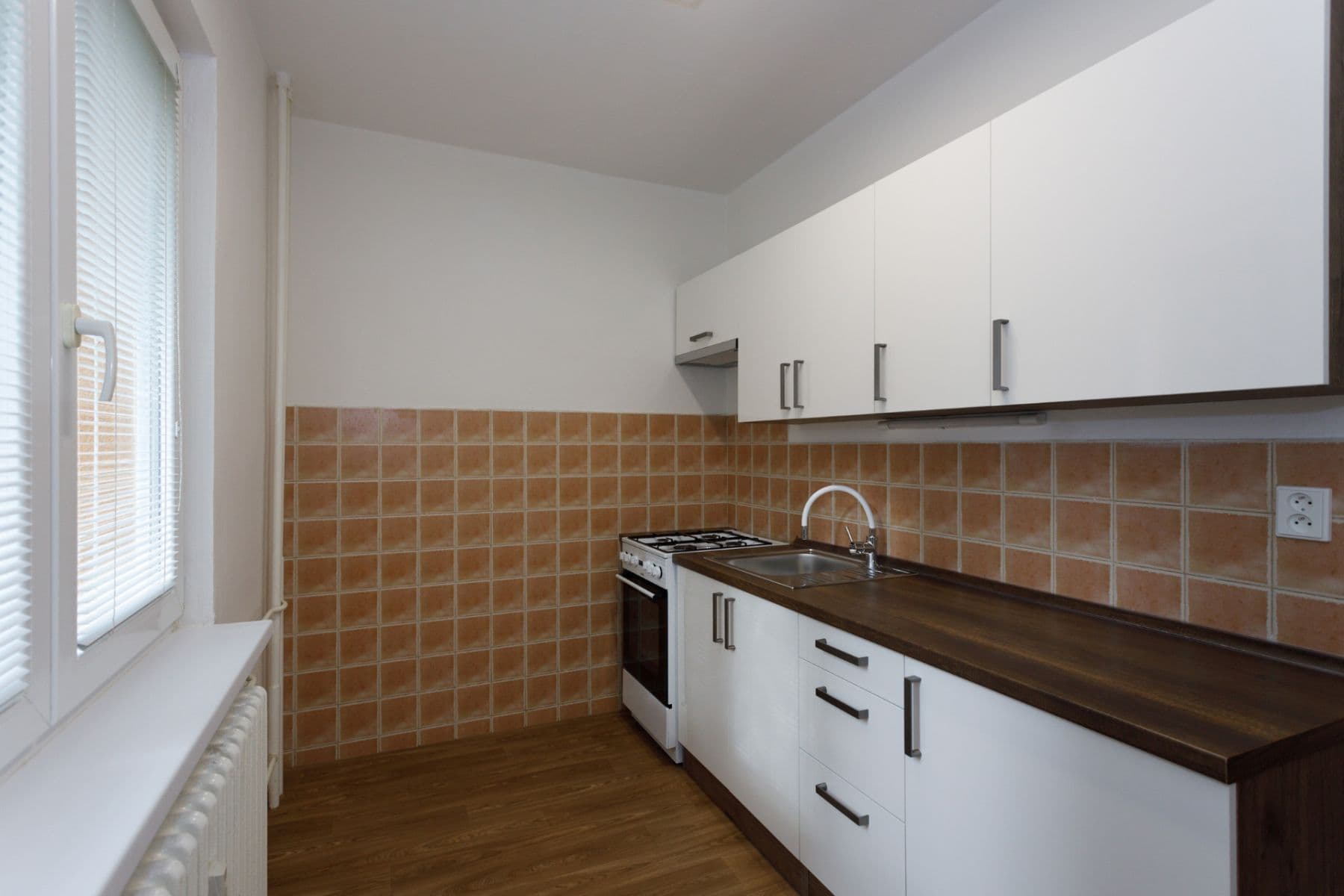 Prodej bytu 3+1 60 m², tř. 17. listopadu, Přerov, Olomoucký kraj Prodej bytu 3+1 60 m², tř. 17. listopadu, Přerov, Olomoucký kraj