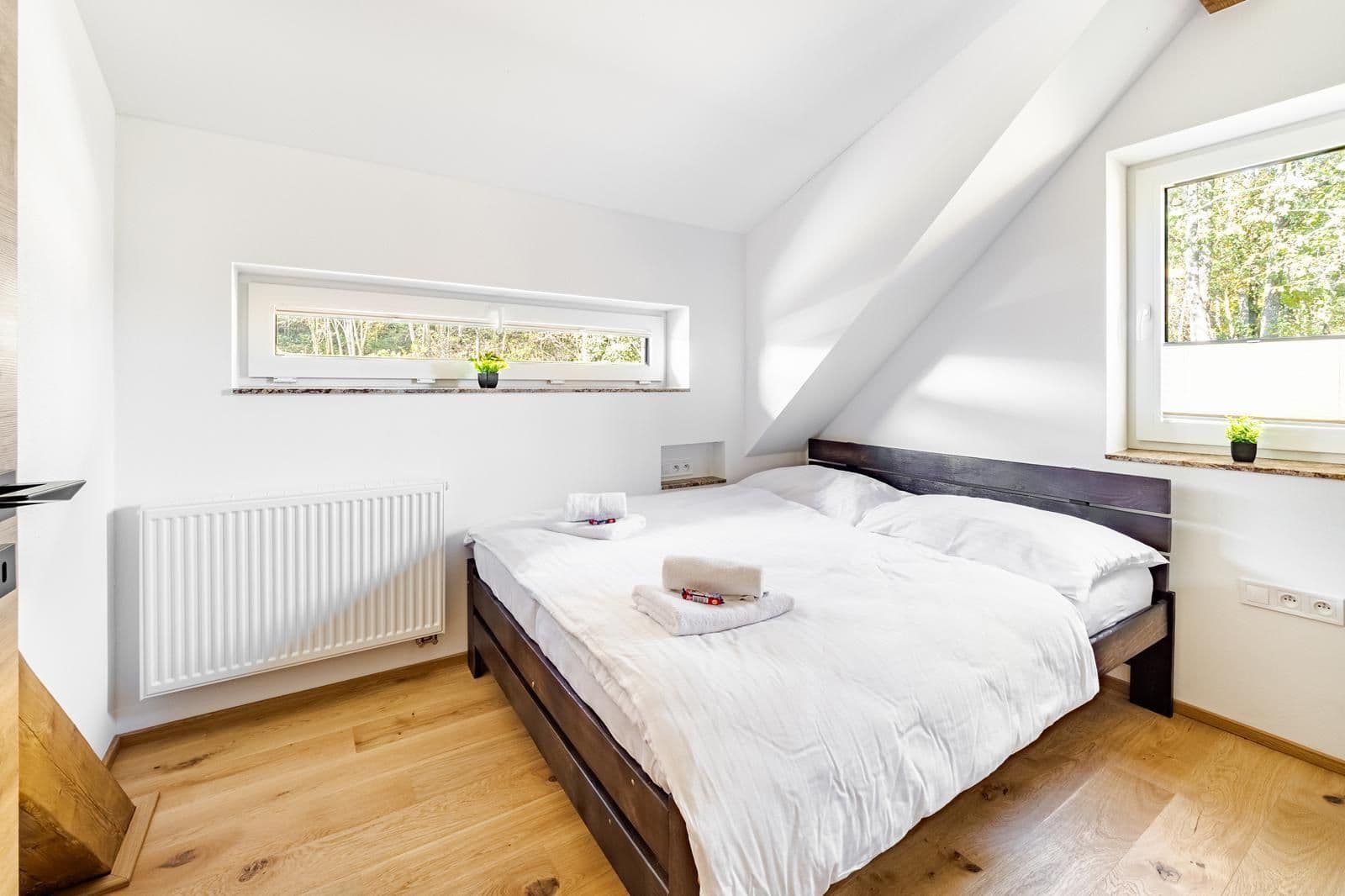 Prodej domu 154 m², pozemek 1.300 m², Horní Planá, Jihočeský kraj Prodej domu 154 m², pozemek 1.300 m², Horní Planá, Jihočeský kraj