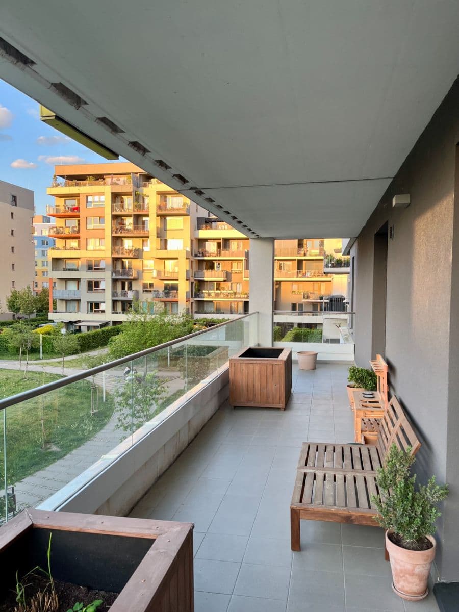 Pronájem bytu 2+kk 60 m², Zlochova, Praha, Praha Pronájem bytu 2+kk 60 m², Zlochova, Praha, Praha