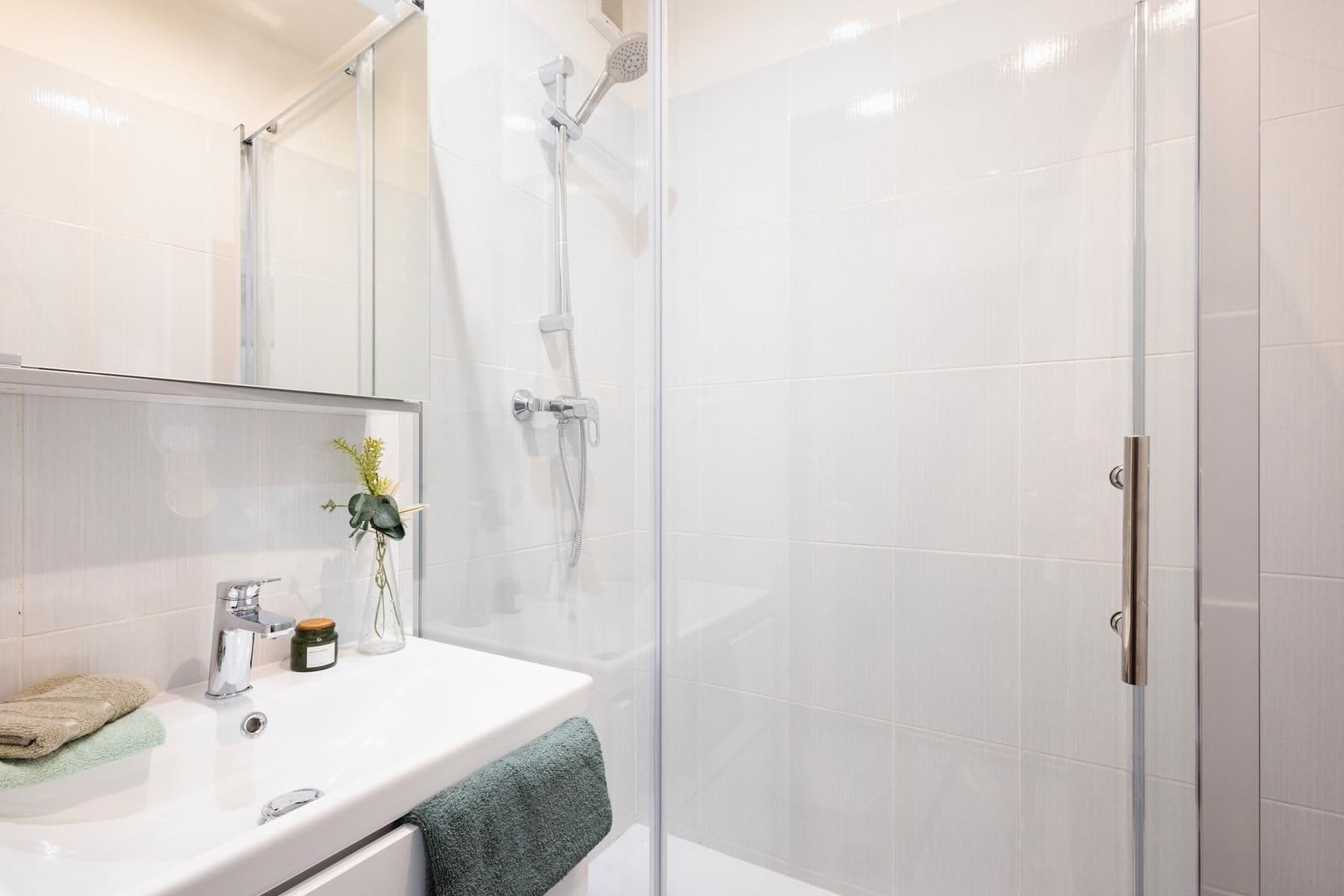 Prodej bytu 2+1 57 m², Kamerunská, Praha, Praha Prodej bytu 2+1 57 m², Kamerunská, Praha, Praha