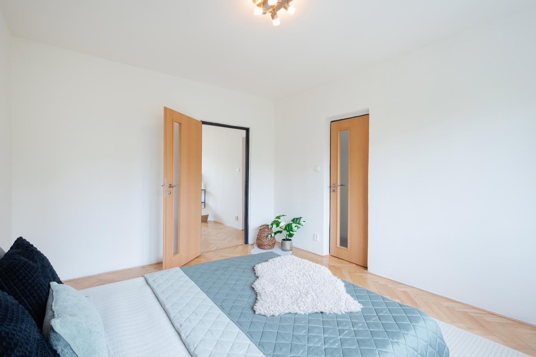 Prodej bytu 2+1 57 m², Kamerunská, Praha, Praha Prodej bytu 2+1 57 m², Kamerunská, Praha, Praha
