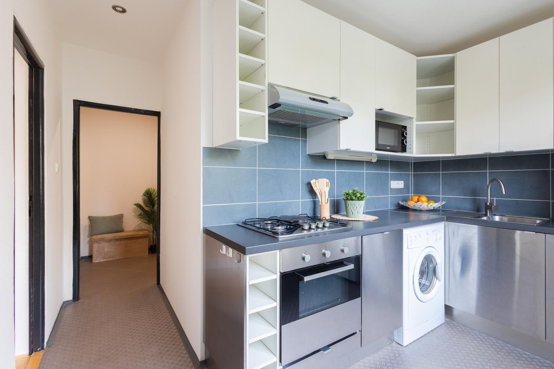 Prodej bytu 2+1 57 m², Kamerunská, Praha, Praha Prodej bytu 2+1 57 m², Kamerunská, Praha, Praha