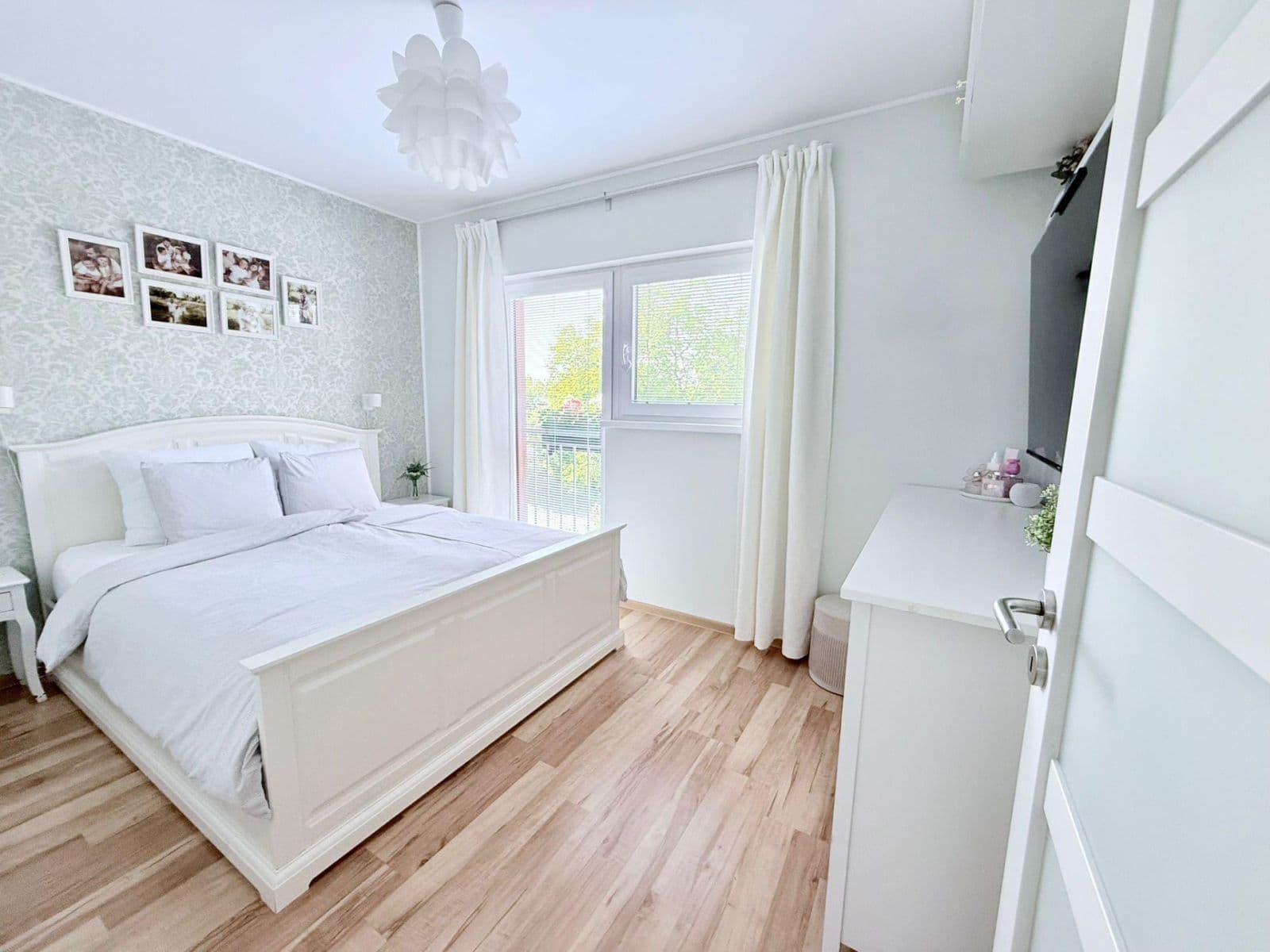Prodej domu 108 m², pozemek 190 m², Dolní Kasárna, Klecany, Středočeský kraj Prodej domu 108 m², pozemek 190 m², Dolní Kasárna, Klecany, Středočeský kraj