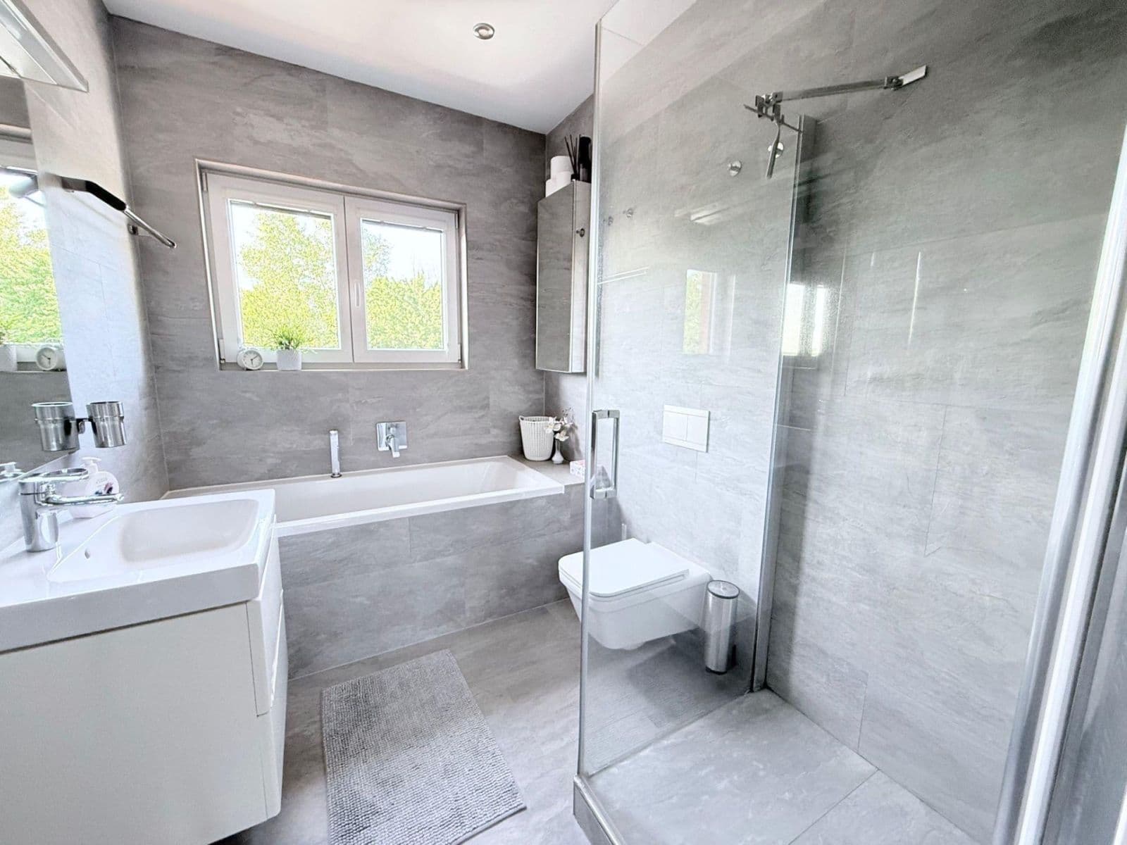 Prodej domu 108 m², pozemek 190 m², Dolní Kasárna, Klecany, Středočeský kraj Prodej domu 108 m², pozemek 190 m², Dolní Kasárna, Klecany, Středočeský kraj