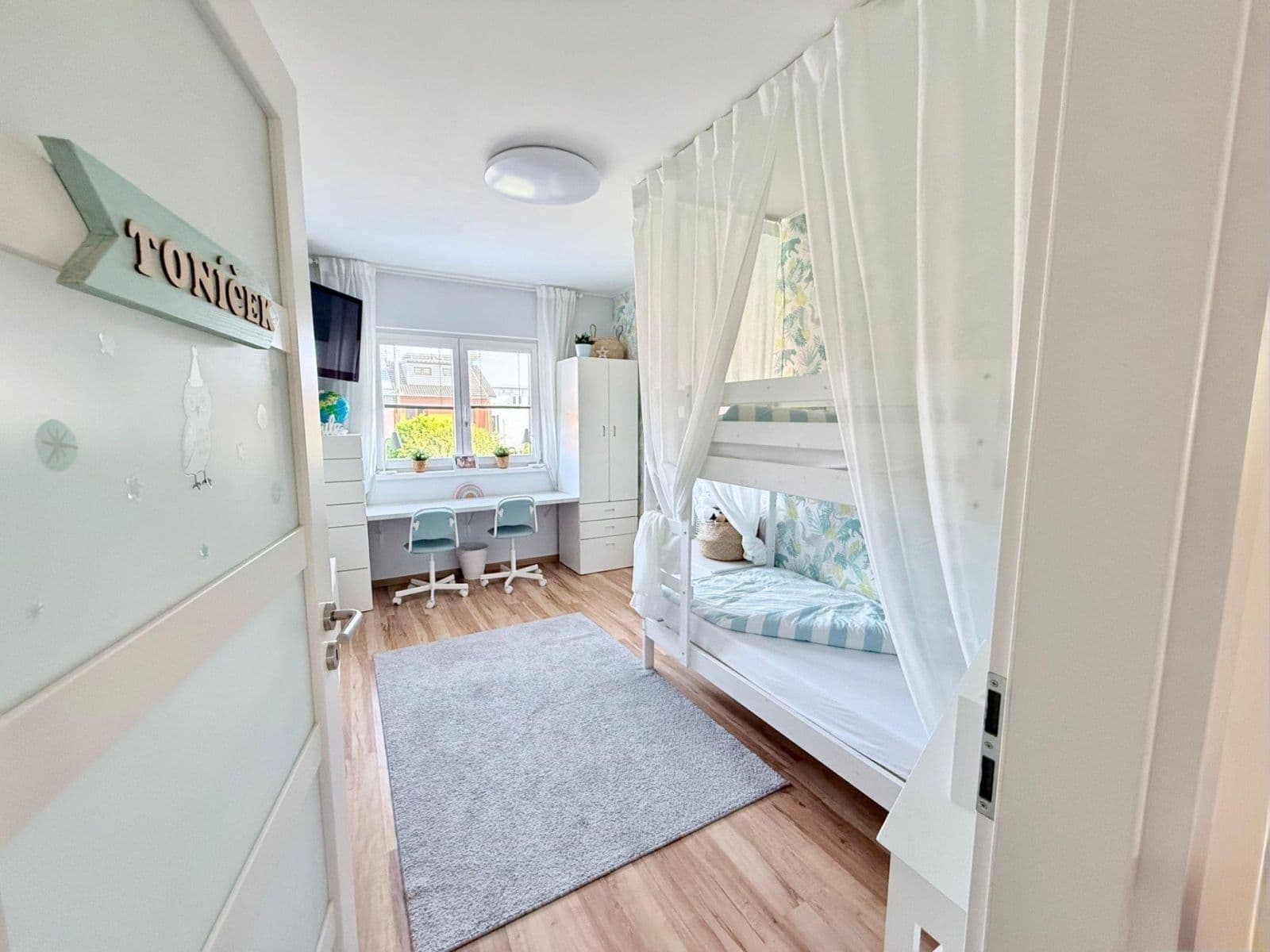 Prodej domu 108 m², pozemek 190 m², Dolní Kasárna, Klecany, Středočeský kraj Prodej domu 108 m², pozemek 190 m², Dolní Kasárna, Klecany, Středočeský kraj