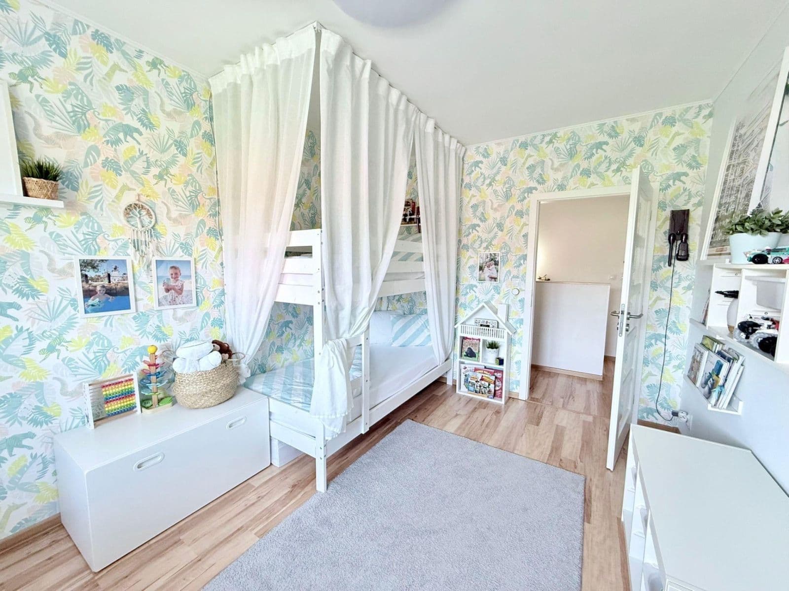 Prodej domu 108 m², pozemek 190 m², Dolní Kasárna, Klecany, Středočeský kraj Prodej domu 108 m², pozemek 190 m², Dolní Kasárna, Klecany, Středočeský kraj
