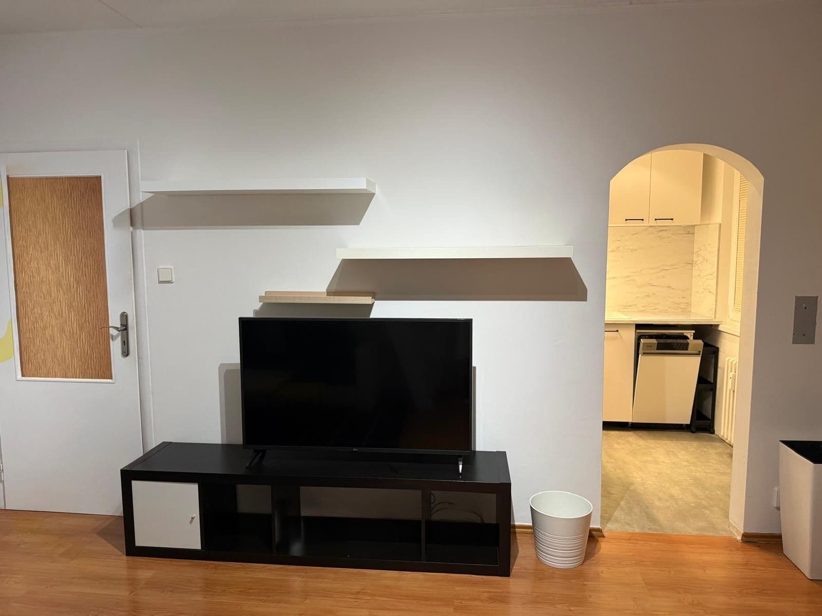 Pronájem bytu 1+kk 31 m², Brodského, Praha, Praha Pronájem bytu 1+kk 31 m², Brodského, Praha, Praha