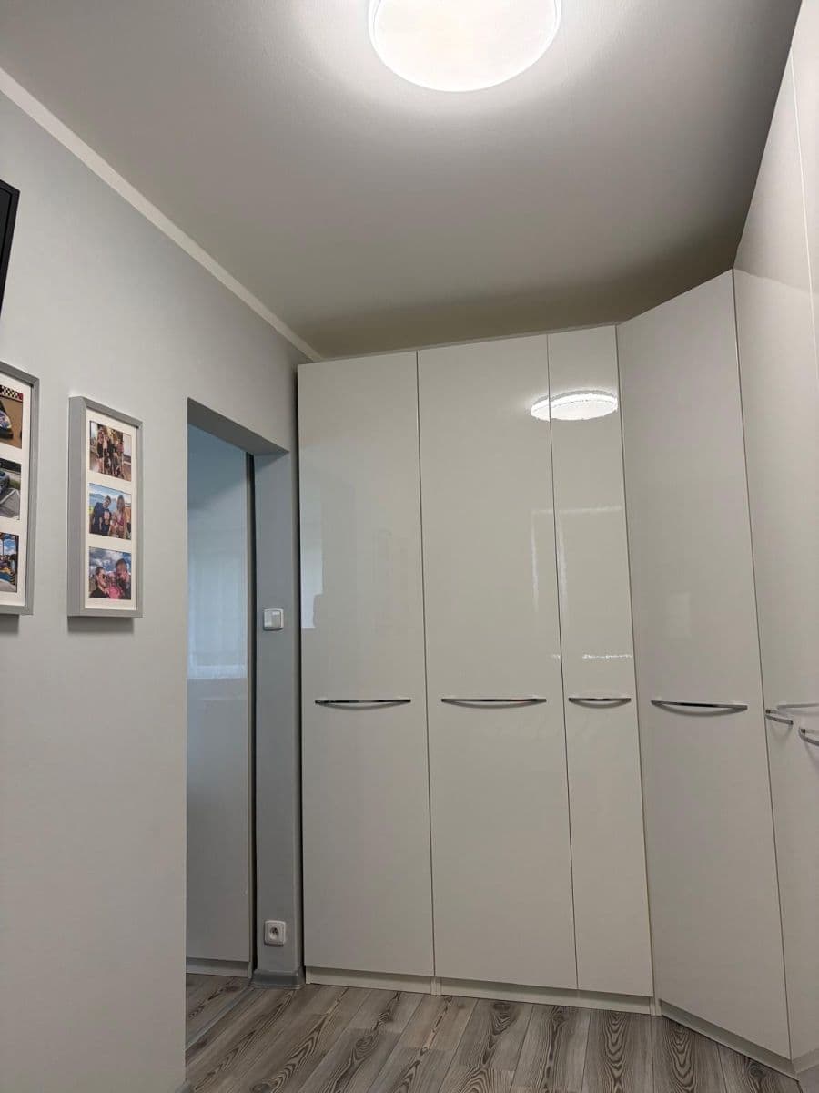 Prodej bytu 2+1 43 m², Václava Košaře, Ostrava, Moravskoslezský kraj Prodej bytu 2+1 43 m², Václava Košaře, Ostrava, Moravskoslezský kraj