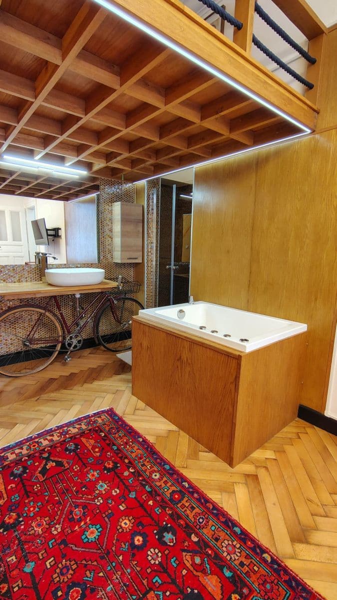 Pronájem bytu 1+1 32 m², Hálkova, Praha, Praha Pronájem bytu 1+1 32 m², Hálkova, Praha, Praha