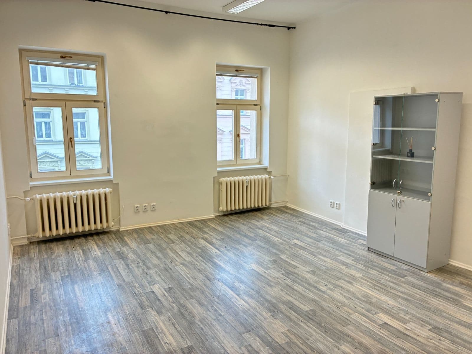 Pronájem nebytového prostoru 30 m², T. G. Masaryka, Karlovy Vary, Karlovarský kraj Pronájem nebytového prostoru 30 m², T. G. Masaryka, Karlovy Vary, Karlovarský kraj