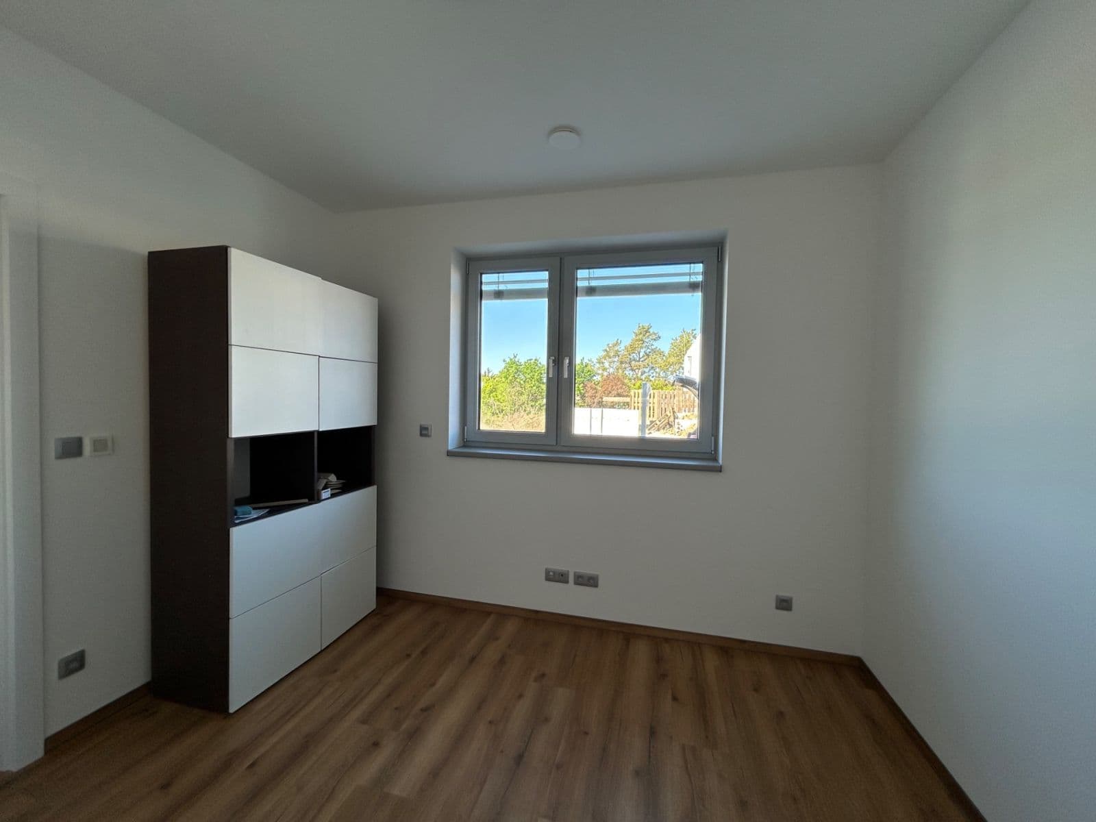 Pronájem bytu 4+kk 115 m², Šlapanice, Jihomoravský kraj Pronájem bytu 4+kk 115 m², Šlapanice, Jihomoravský kraj