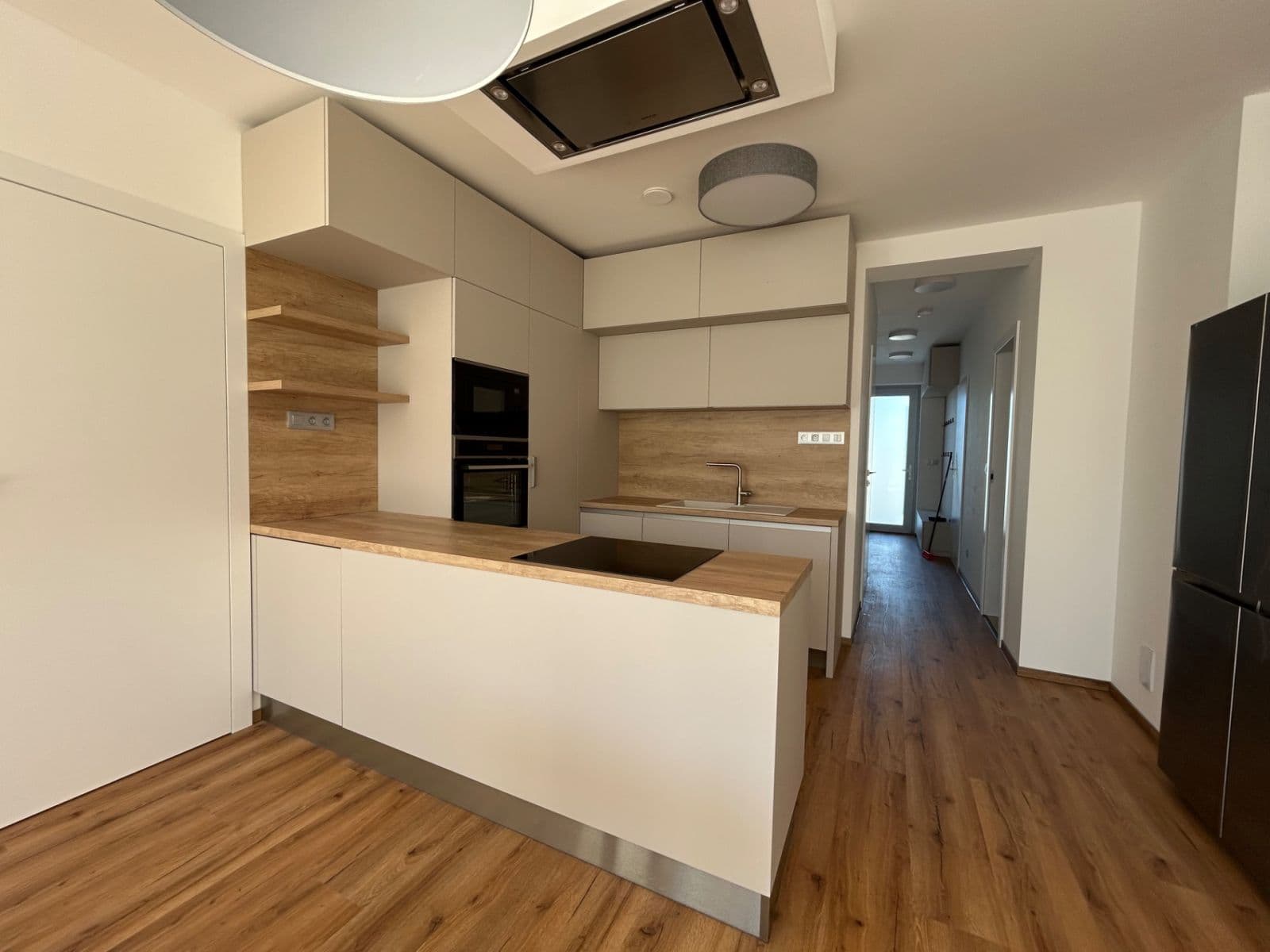 Pronájem bytu 4+kk 115 m², Šlapanice, Jihomoravský kraj Pronájem bytu 4+kk 115 m², Šlapanice, Jihomoravský kraj