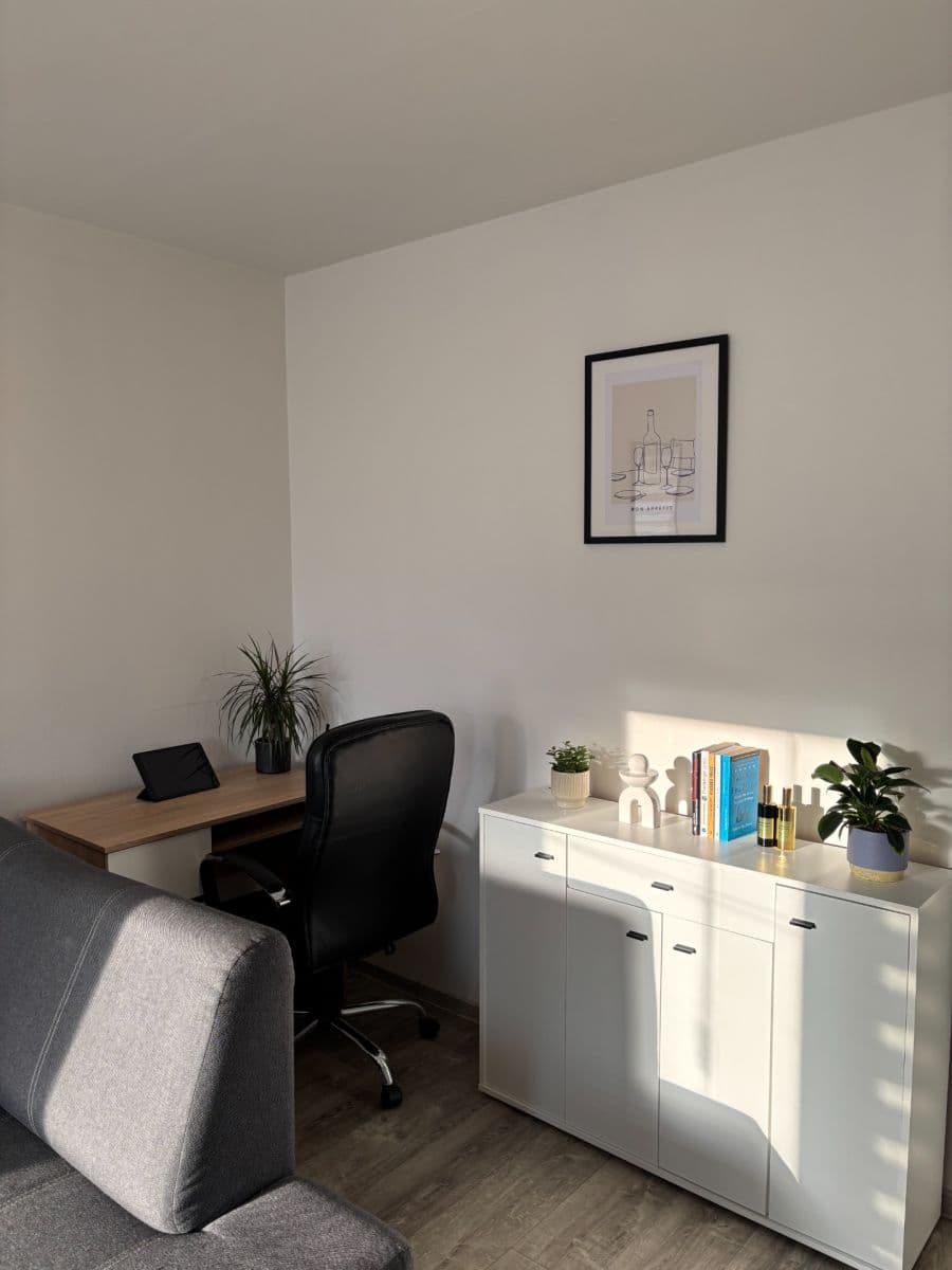 Pronájem bytu 2+1 53 m², Rozmarýnová, Most, Ústecký kraj Pronájem bytu 2+1 53 m², Rozmarýnová, Most, Ústecký kraj