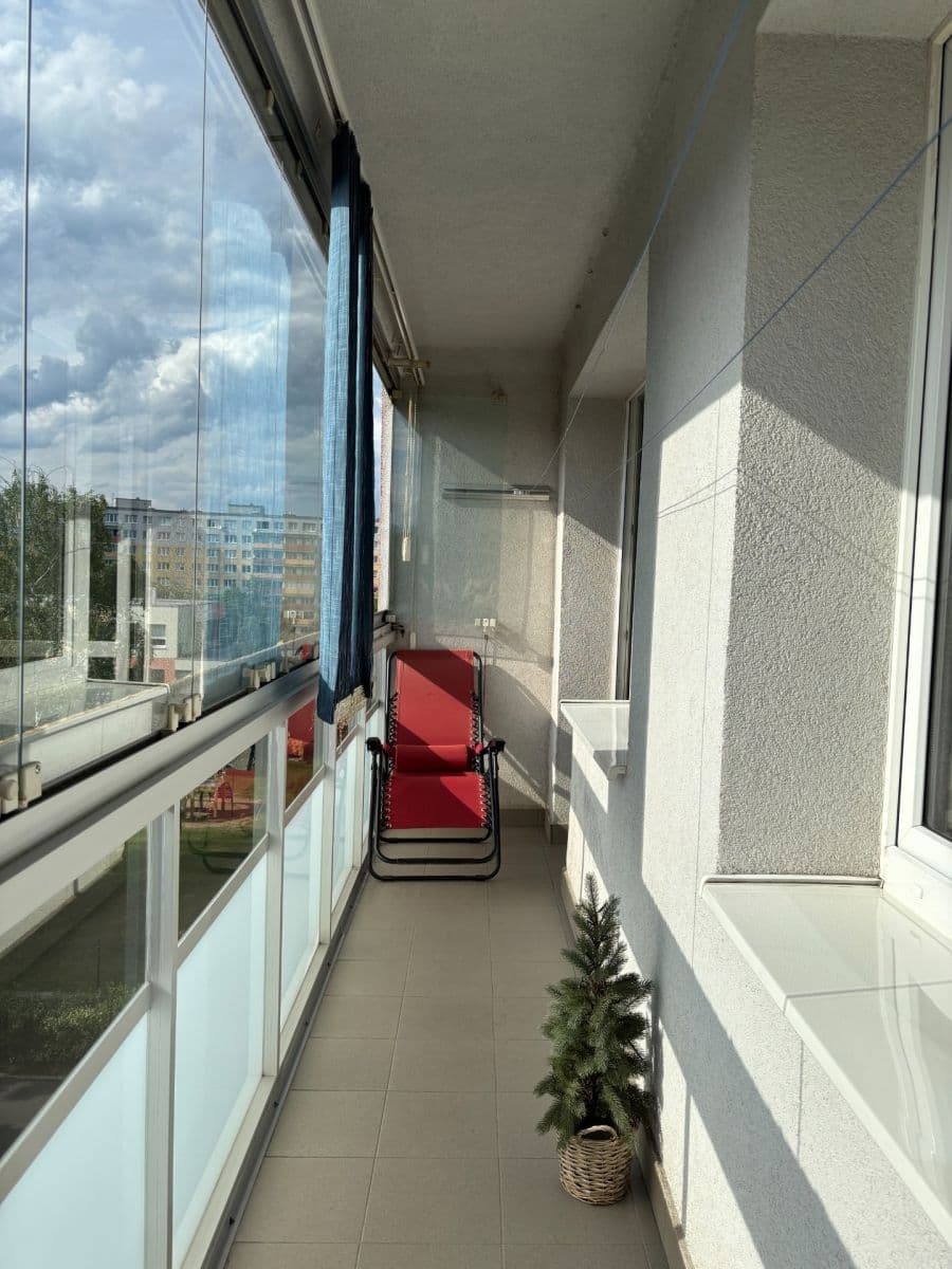 Pronájem bytu 2+1 53 m², Rozmarýnová, Most, Ústecký kraj Pronájem bytu 2+1 53 m², Rozmarýnová, Most, Ústecký kraj