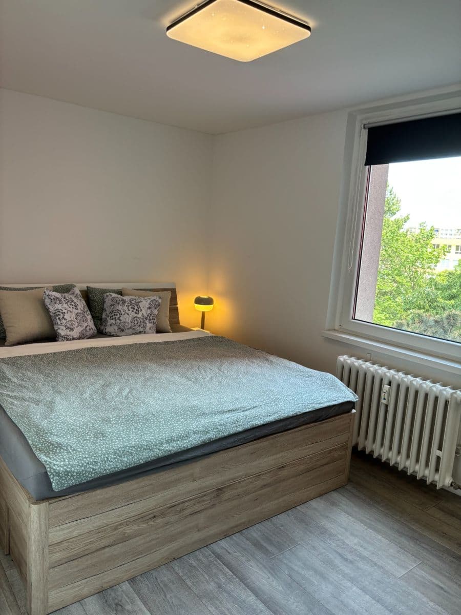 Pronájem bytu 2+1 53 m², Rozmarýnová, Most, Ústecký kraj Pronájem bytu 2+1 53 m², Rozmarýnová, Most, Ústecký kraj