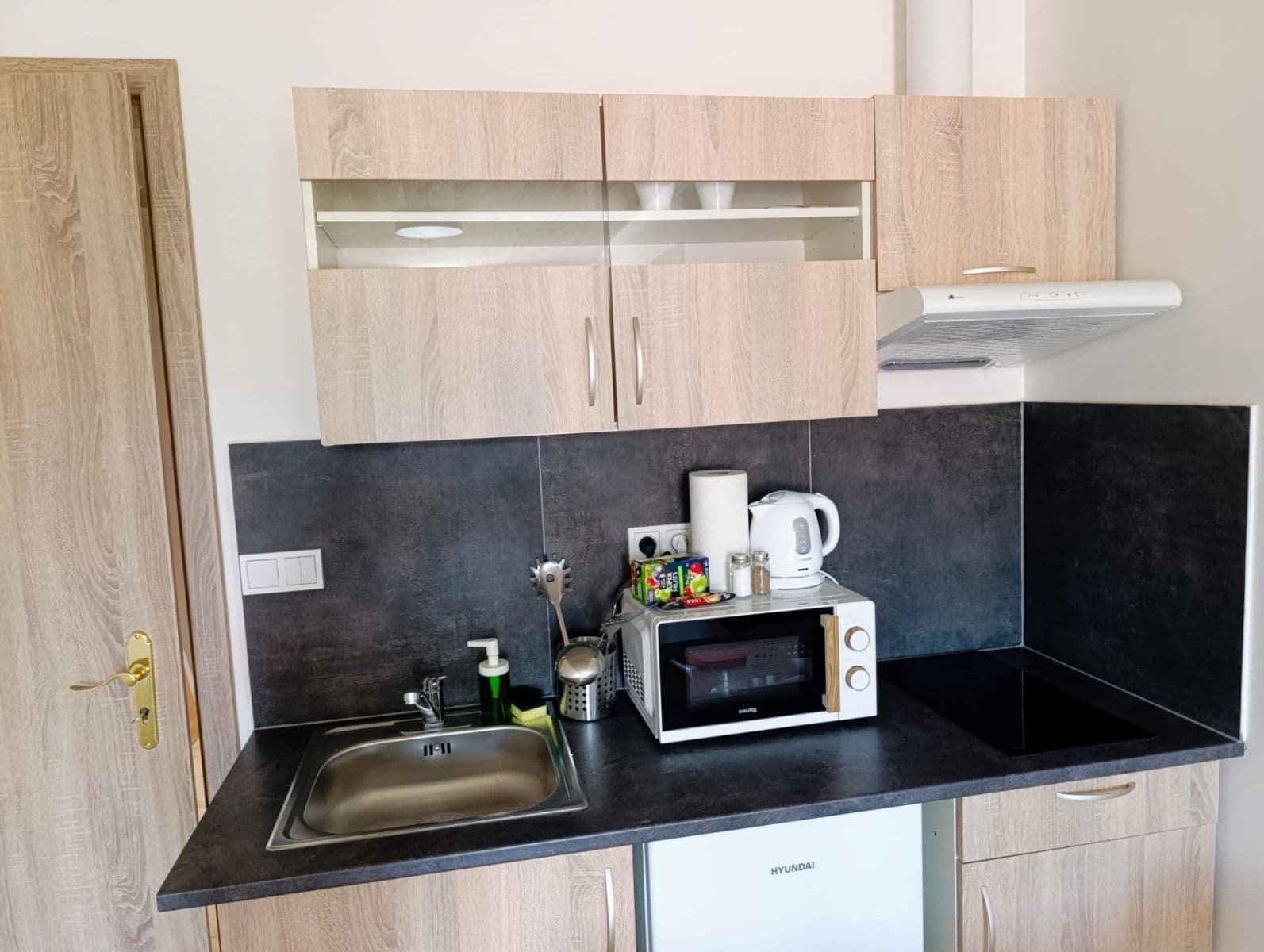 Pronájem bytu 1+kk 31 m², Pražská, Praha, Praha Pronájem bytu 1+kk 31 m², Pražská, Praha, Praha