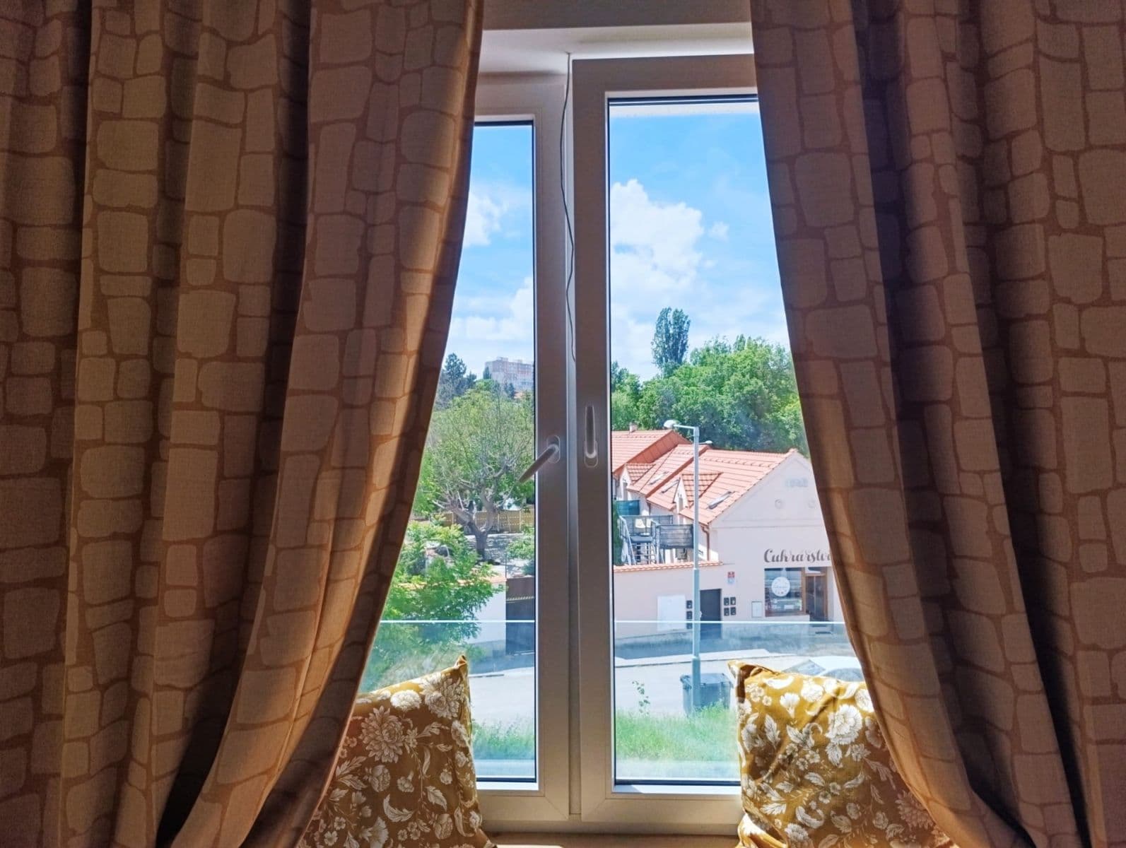 Pronájem bytu 1+kk 31 m², Pražská, Praha, Praha Pronájem bytu 1+kk 31 m², Pražská, Praha, Praha