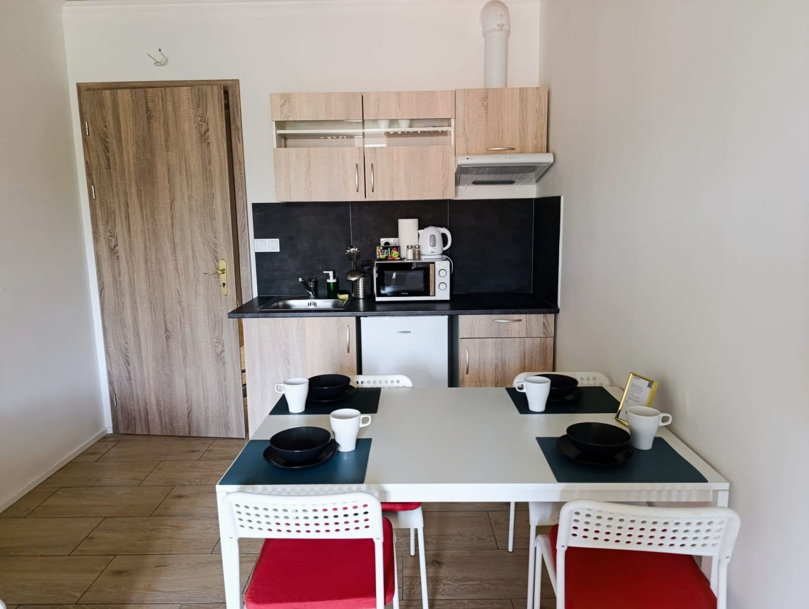 Pronájem bytu 1+kk 31 m², Pražská, Praha, Praha Pronájem bytu 1+kk 31 m², Pražská, Praha, Praha