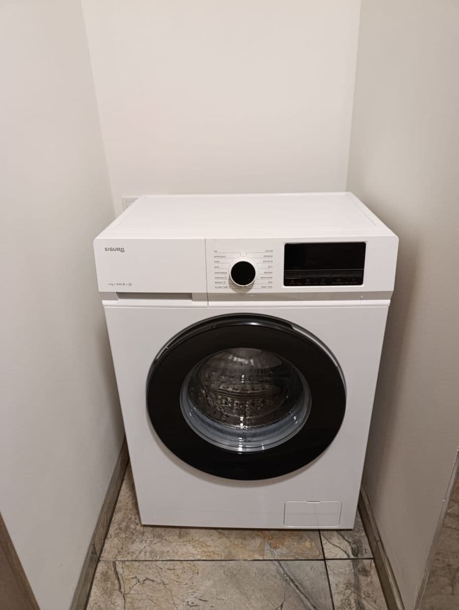 Pronájem bytu 1+kk 31 m², Pražská, Praha, Praha Pronájem bytu 1+kk 31 m², Pražská, Praha, Praha