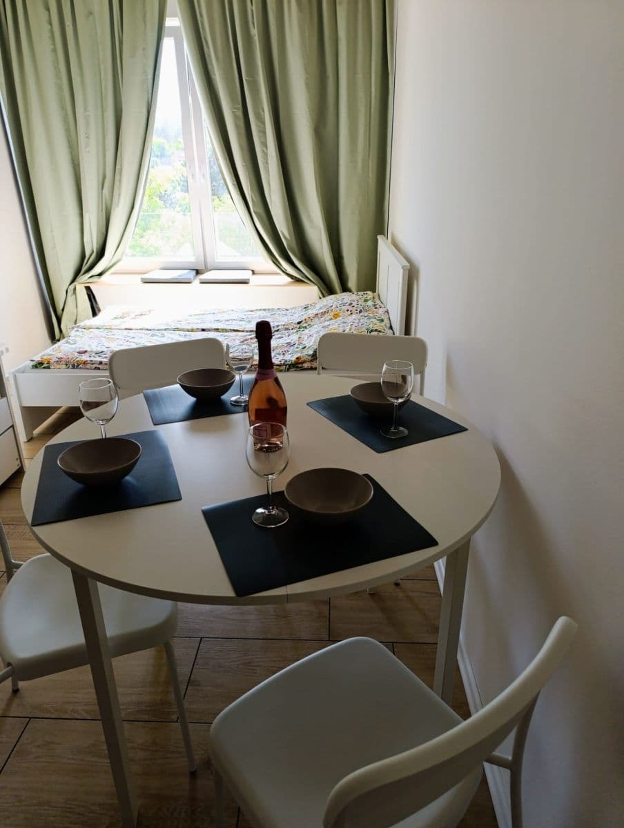 Pronájem bytu 1+kk 31 m², Pražská, Praha, Praha Pronájem bytu 1+kk 31 m², Pražská, Praha, Praha