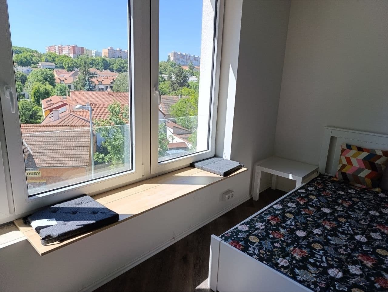 Pronájem bytu 1+kk 31 m², Pražská, Praha, Praha Pronájem bytu 1+kk 31 m², Pražská, Praha, Praha