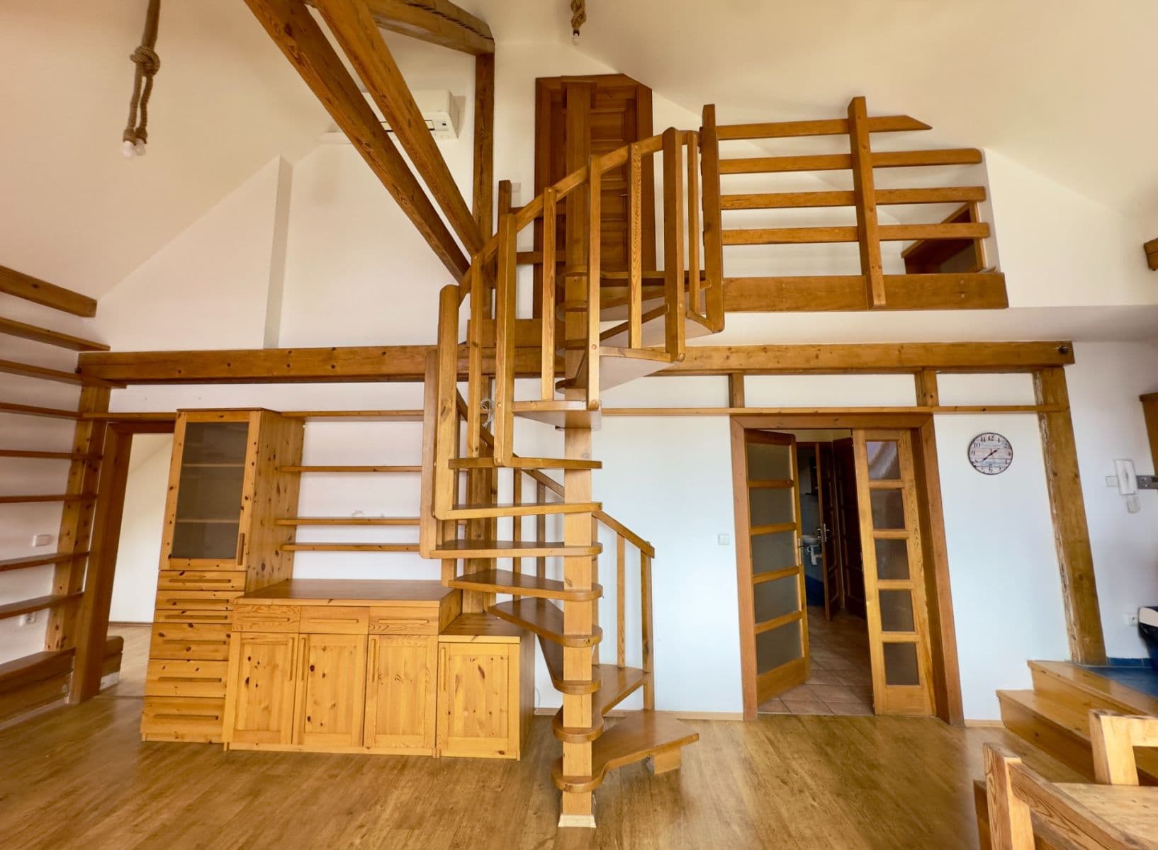 Pronájem bytu 4+kk 132 m², Velflíkova, Praha, Praha Pronájem bytu 4+kk 132 m², Velflíkova, Praha, Praha