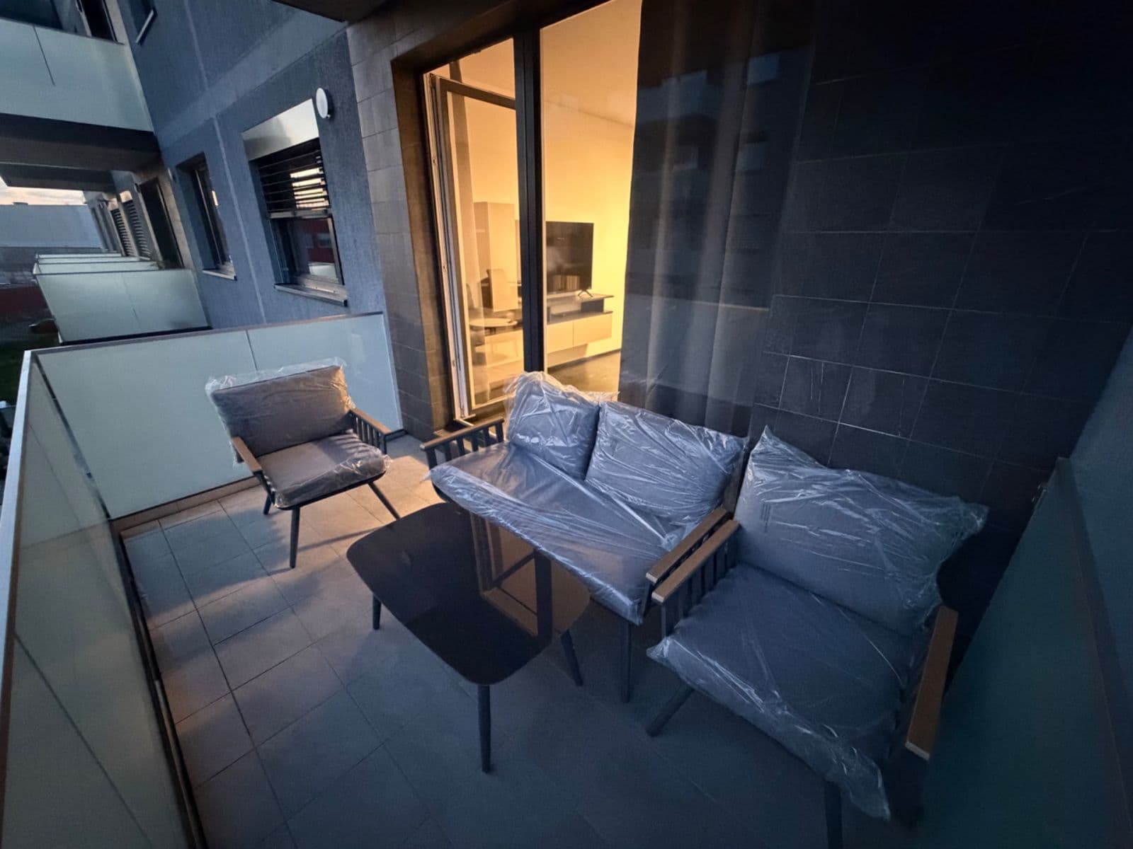 Pronájem bytu 2+kk 58 m², Čakovická, Praha, Praha Pronájem bytu 2+kk 58 m², Čakovická, Praha, Praha