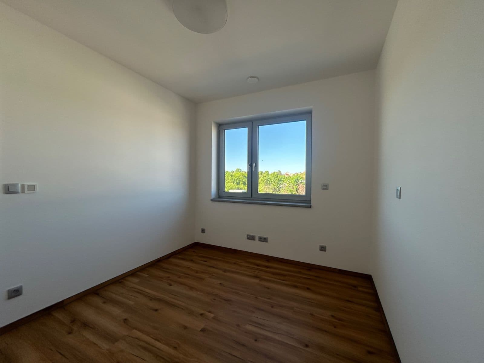 Pronájem bytu 4+kk 102 m², Šlapanice, Jihomoravský kraj Pronájem bytu 4+kk 102 m², Šlapanice, Jihomoravský kraj
