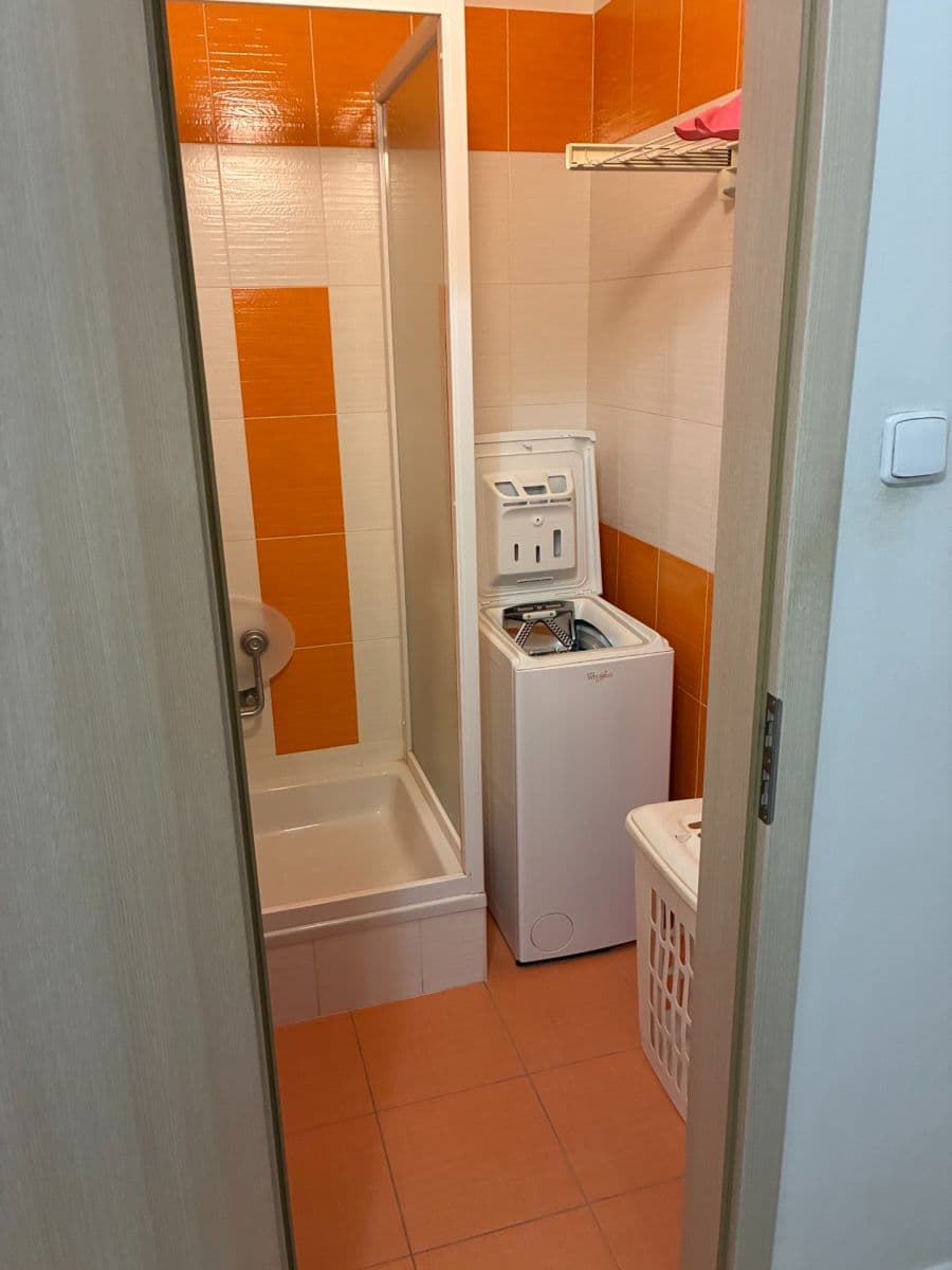 Prodej bytu 2+1 65 m², Na Padesátém, Praha, Praha Prodej bytu 2+1 65 m², Na Padesátém, Praha, Praha
