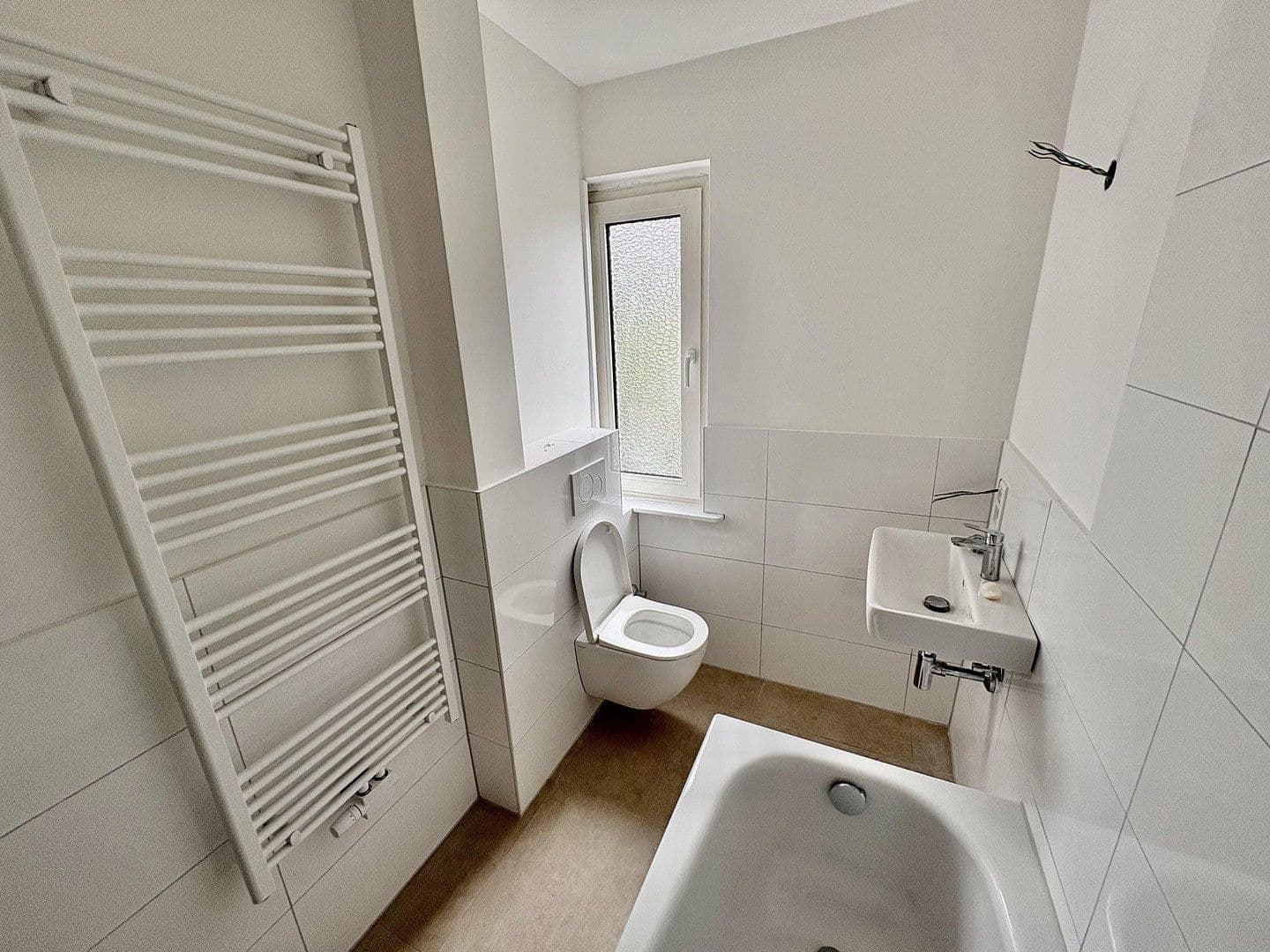 Pronájem bytu 2+1 50 m², Paulstraße 21, Wuppertal, Severní Porýní-Vestfálsko Pronájem bytu 2+1 50 m², Paulstraße 21, Wuppertal, Severní Porýní-Vestfálsko