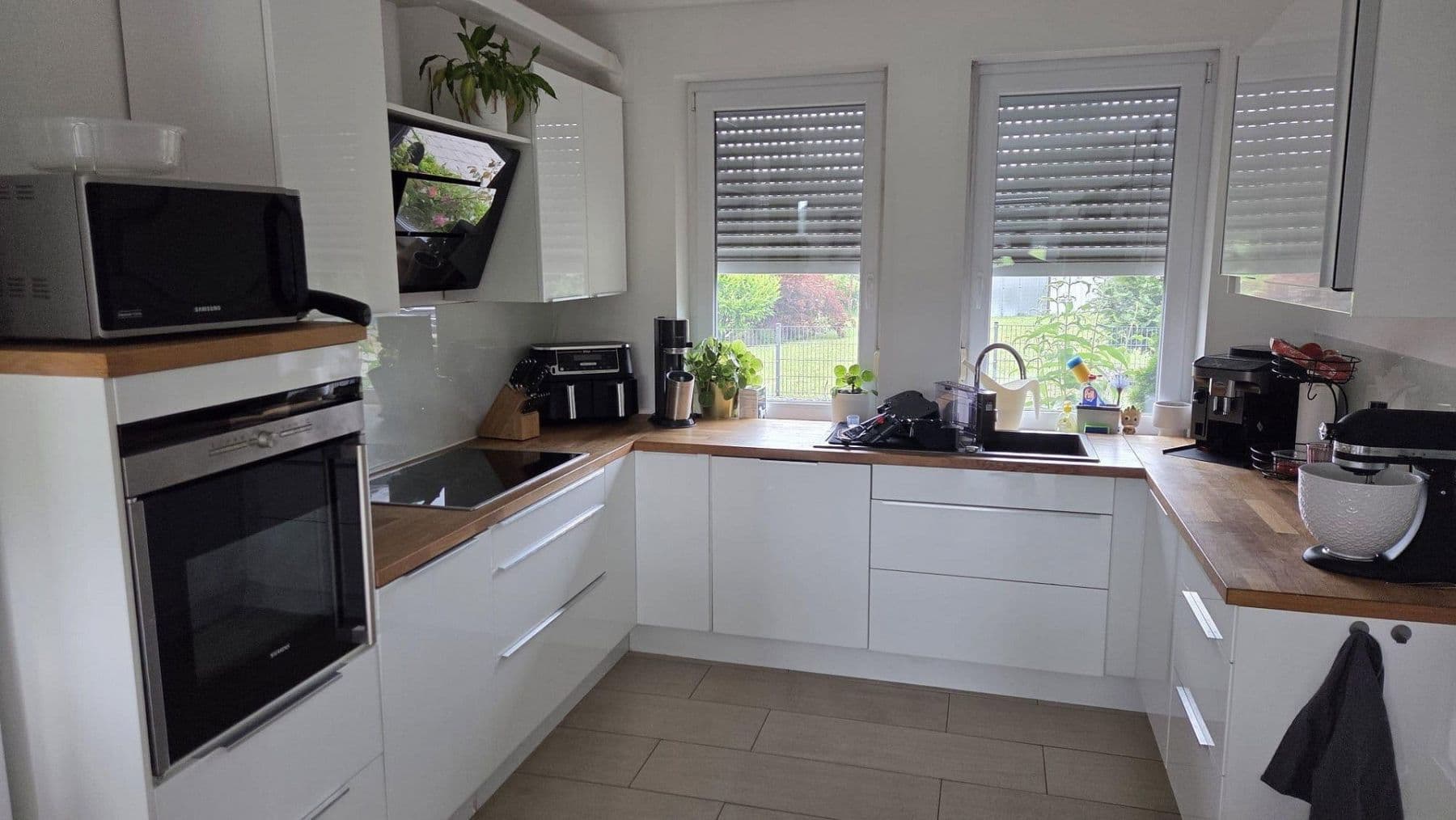Pronájem domu 140 m², pozemek 500 m², Tempelweg 35, Burgwedel, Dolní Sasko Pronájem domu 140 m², pozemek 500 m², Tempelweg 35, Burgwedel, Dolní Sasko