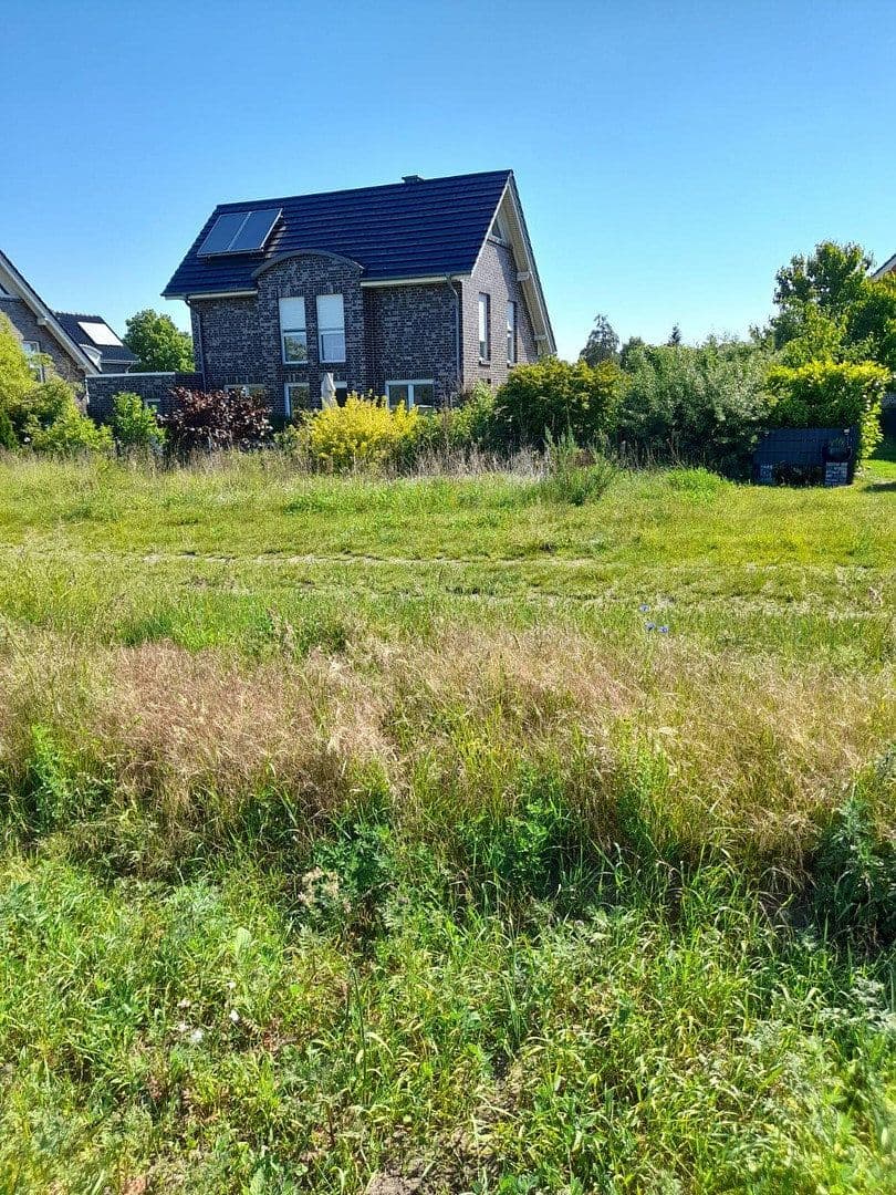 Pronájem domu 140 m², pozemek 500 m², Tempelweg 35, Burgwedel, Dolní Sasko Pronájem domu 140 m², pozemek 500 m², Tempelweg 35, Burgwedel, Dolní Sasko