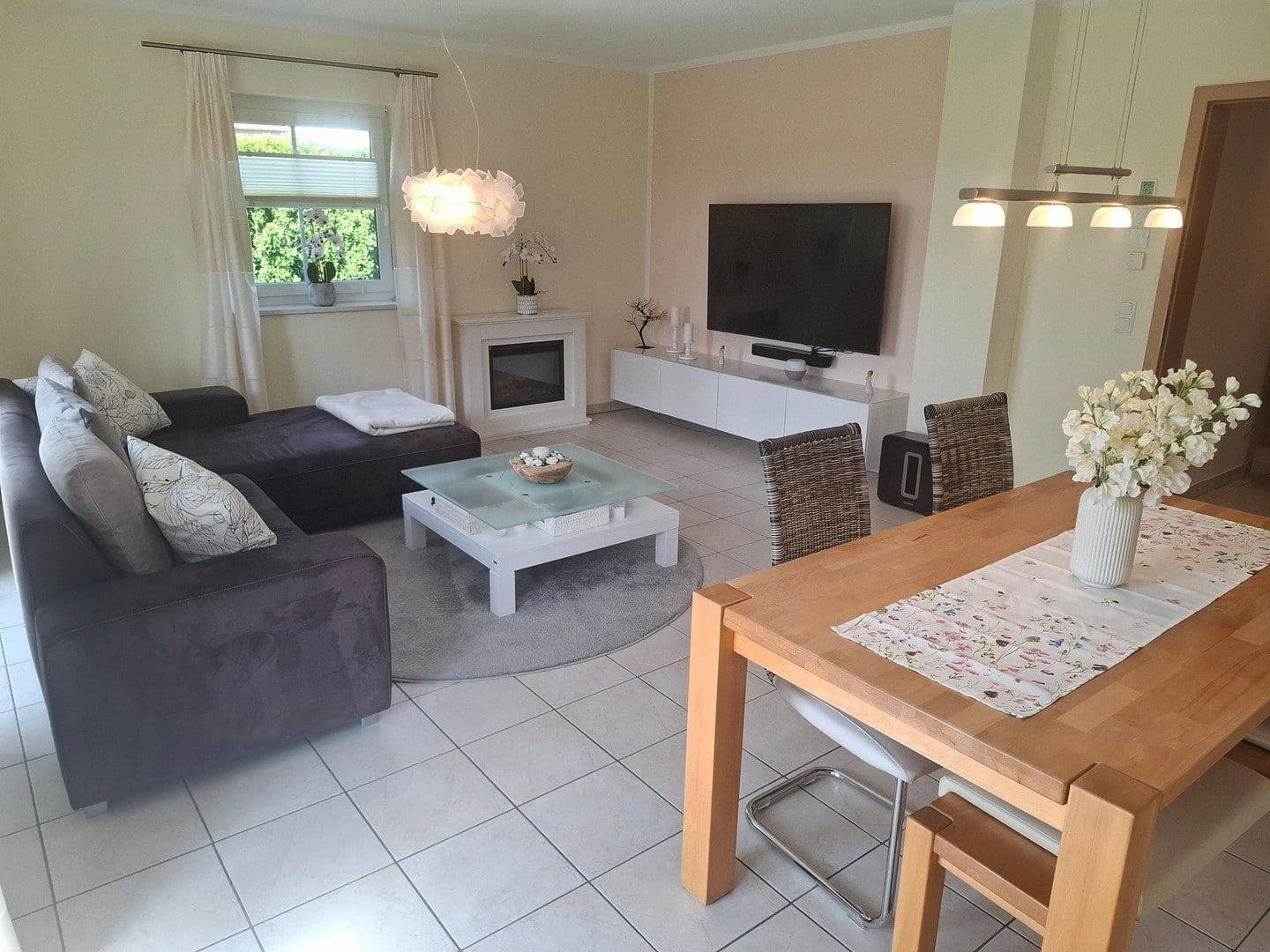 Prodej domu 203 m², pozemek 359 m², Wiedergeltingen, Bavorsko Prodej domu 203 m², pozemek 359 m², Wiedergeltingen, Bavorsko