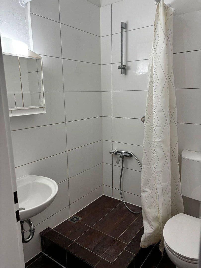 Pronájem bytu 1+1 26 m², Darmstadt, Hessen Pronájem bytu 1+1 26 m², Darmstadt, Hessen