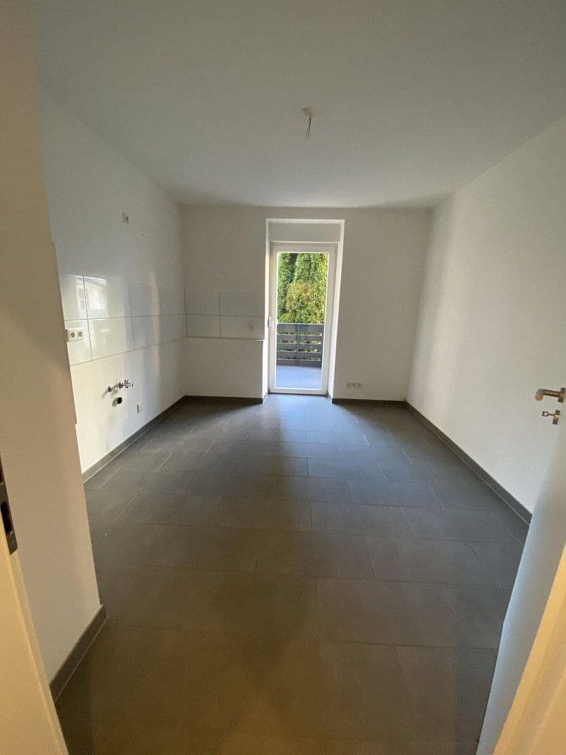 Pronájem bytu 2+1 60 m², Pirmasens, Porýní-Falc Pronájem bytu 2+1 60 m², Pirmasens, Porýní-Falc