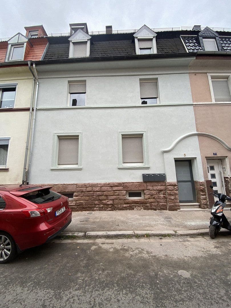Pronájem bytu 2+1 60 m², Pirmasens, Porýní-Falc Pronájem bytu 2+1 60 m², Pirmasens, Porýní-Falc