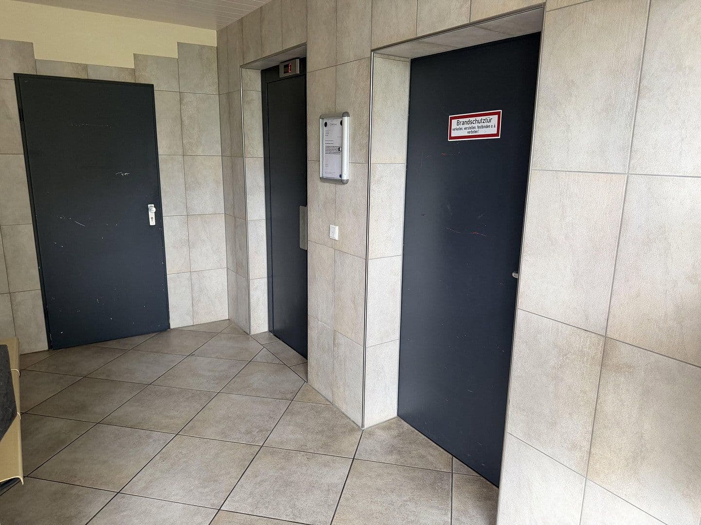 Prodej bytu 3+1 86 m², Kurt-Schumacher-Straße 7, Weinheim, Bádensko-Württembersko Prodej bytu 3+1 86 m², Kurt-Schumacher-Straße 7, Weinheim, Bádensko-Württembersko