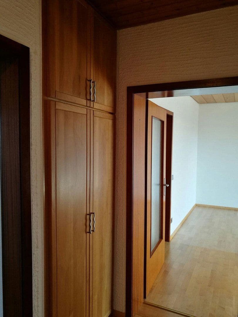 Prodej bytu 3+1 86 m², Kurt-Schumacher-Straße 7, Weinheim, Bádensko-Württembersko Prodej bytu 3+1 86 m², Kurt-Schumacher-Straße 7, Weinheim, Bádensko-Württembersko