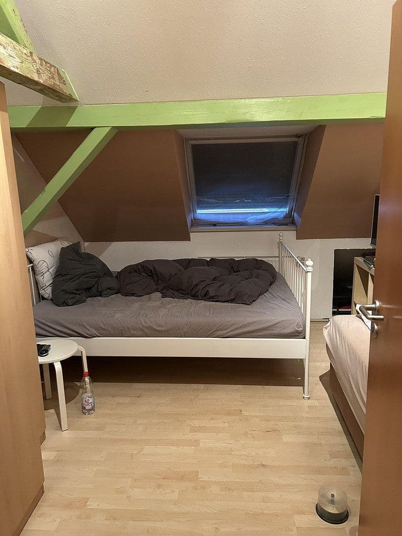 Pronájem bytu 5+1 140 m², Brühl, Bádensko-Württembersko Pronájem bytu 5+1 140 m², Brühl, Bádensko-Württembersko