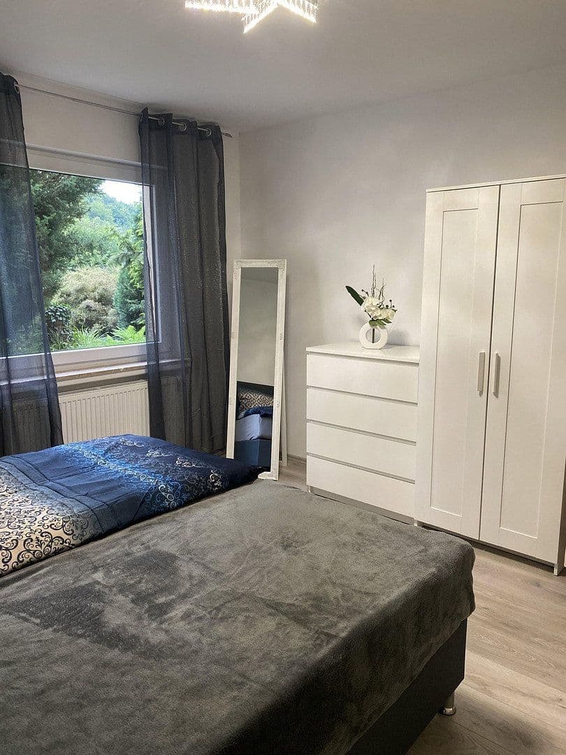 Prodej domu 240 m², pozemek 982 m², Hessisch Oldendorf, Dolní Sasko Prodej domu 240 m², pozemek 982 m², Hessisch Oldendorf, Dolní Sasko