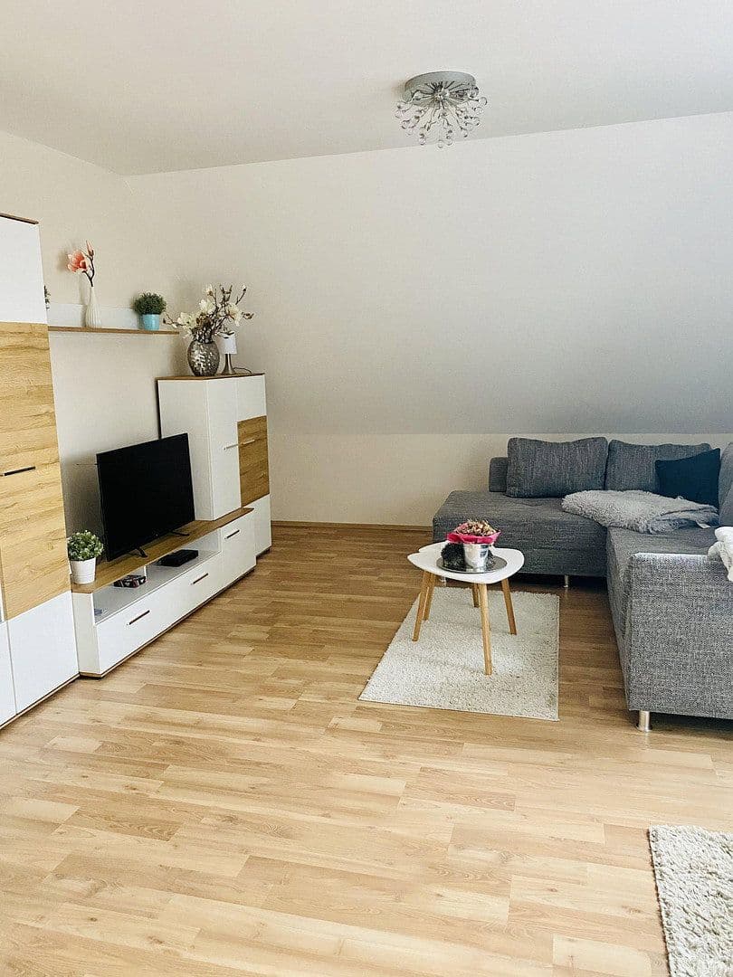 Prodej domu 240 m², pozemek 982 m², Hessisch Oldendorf, Dolní Sasko Prodej domu 240 m², pozemek 982 m², Hessisch Oldendorf, Dolní Sasko