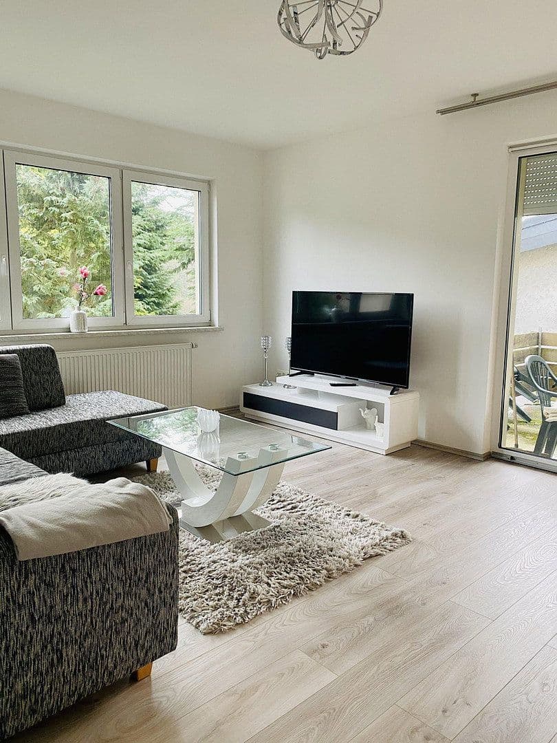 Prodej domu 240 m², pozemek 982 m², Hessisch Oldendorf, Dolní Sasko Prodej domu 240 m², pozemek 982 m², Hessisch Oldendorf, Dolní Sasko